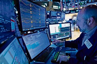 Traders mexicanos ganan 16% más que en 2022