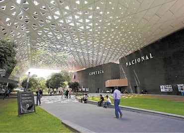 "La niña blanca" que se aparece en los Estudios Churubusco