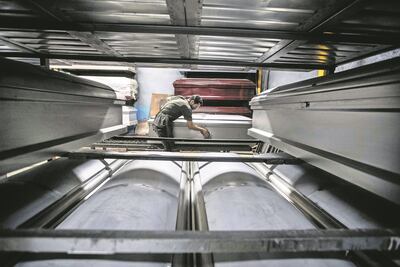 Renta ilegal de ataúdes, un foco de infección