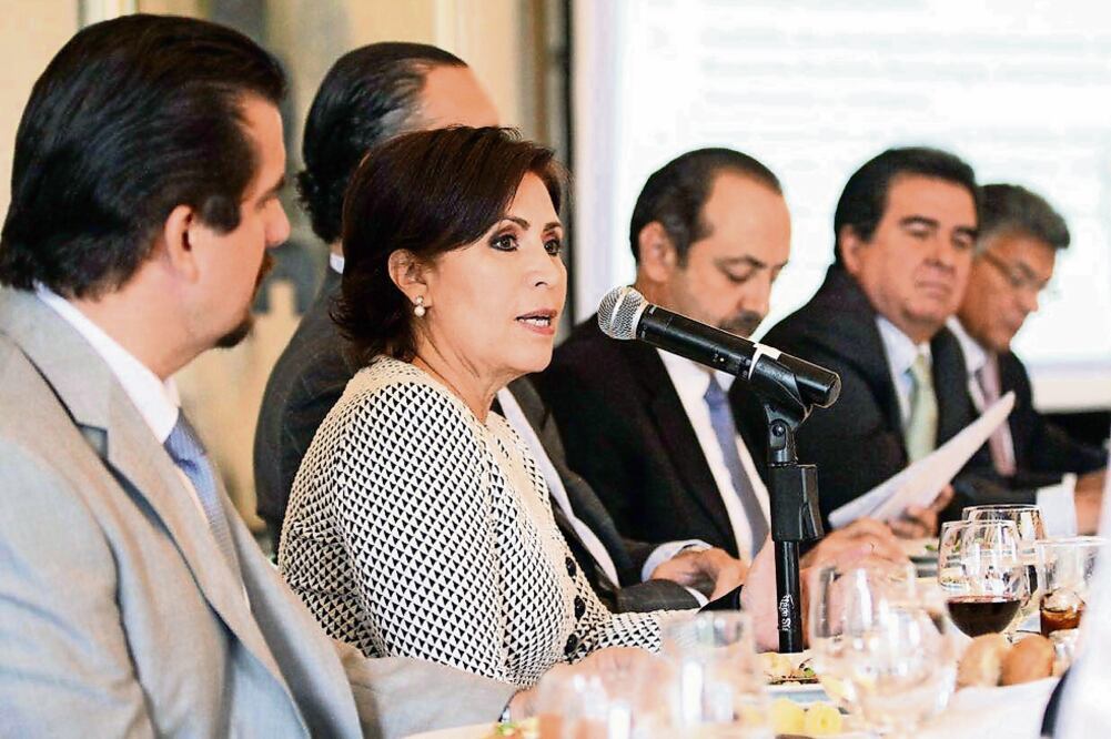 Rosario Robles, secretaria de Desarrollo Agrario, Territorial y Urbano, explicó a integrantes de la Confederación de Cámaras Industriales el avance para las Zonas Económicas Especiales (ESPECIAL)