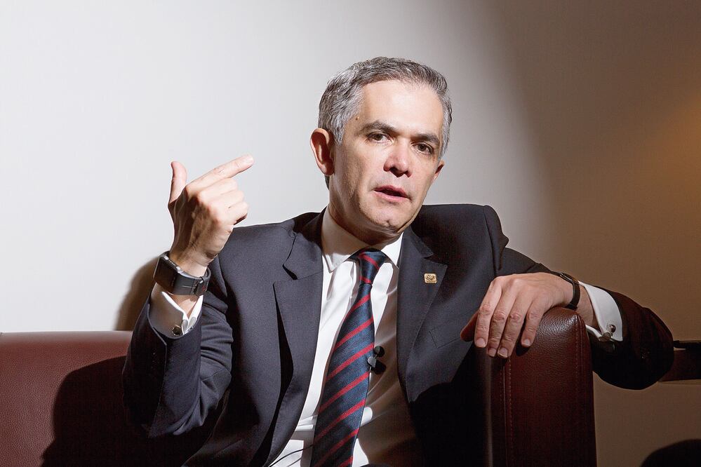 "Con Andrés Manuel López Obrador siempre he tenido una relación cordial y eso nunca va a cambiar. Lo que ahora importa es ir adelante" Miguel Ángel Mancera Espinosa, Jefe de Gobierno del Distrito Federal