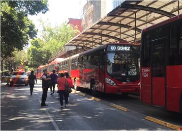 El Metrobús modificará su servicio por Desfile de Día de Muertos; cinco líneas serán afectadas