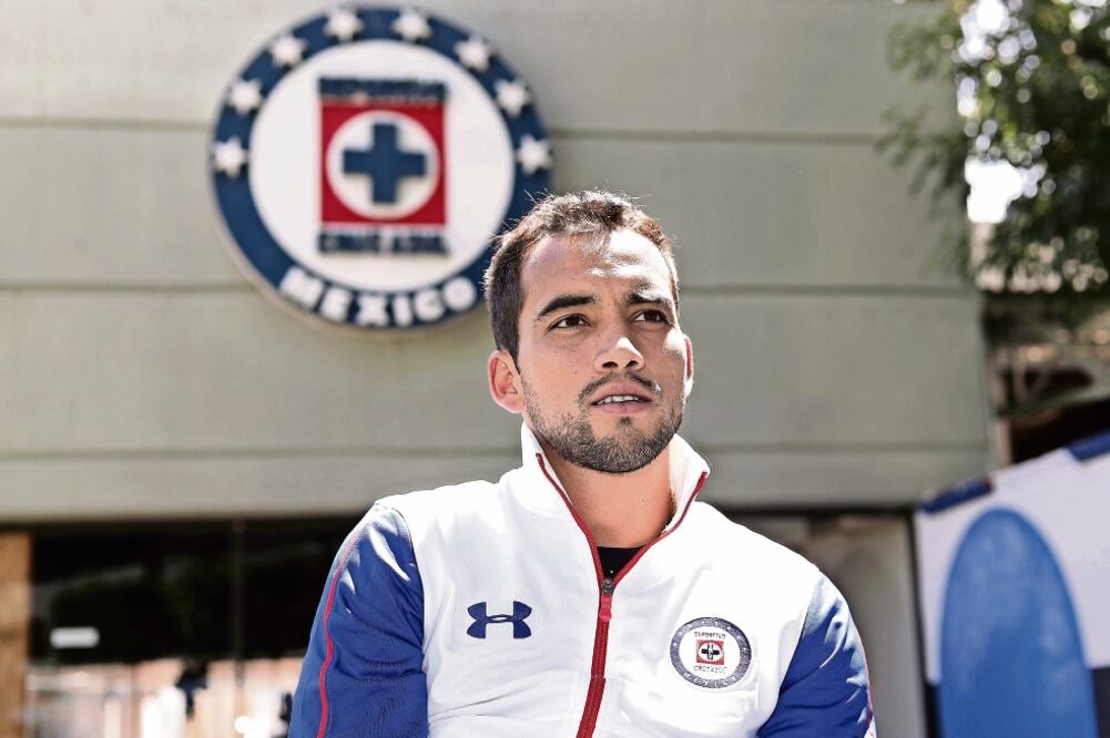 Con Cruz Azul, Aldrete espera levantar la copa de campeón en la Liga MX, pero dice que van partido a partido para alcanzar el ansiado objetivo (ALEJANDRO ACOSTA. EL UNIVERSAL)