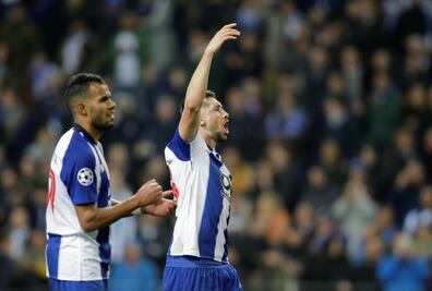 A Martino no le gustó la negativa de Héctor Herrera al Tricolor