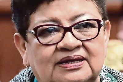 Le fallaron las cuentas a Ernestina Godoy