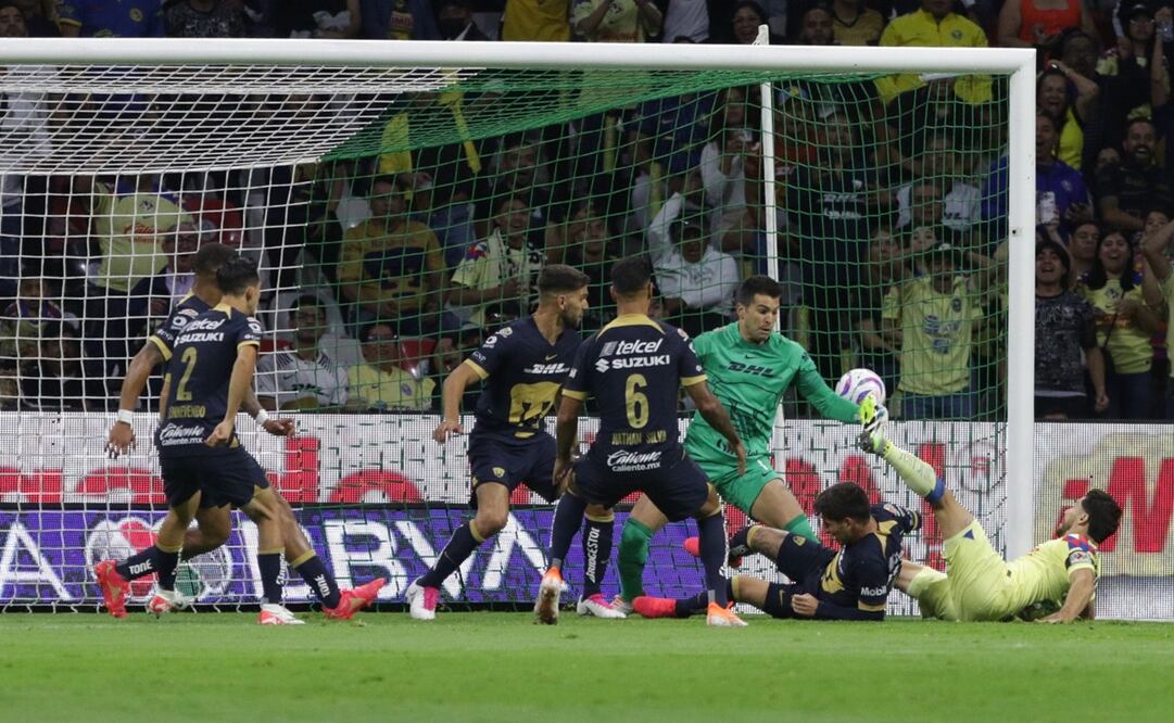 El polémico gol que le invalidaron al América en el Clásico Capitalino - Foto: Carlos Mejía