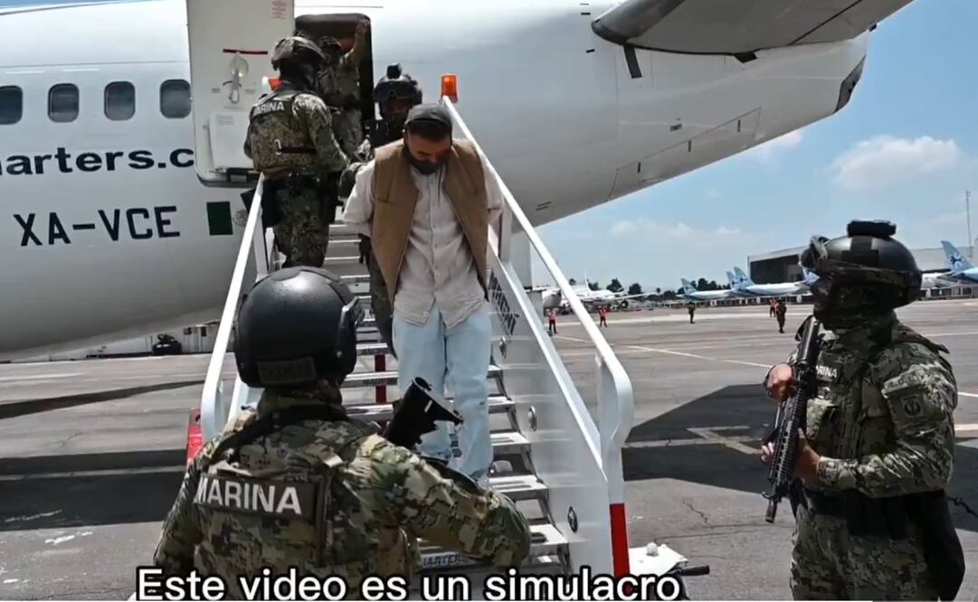 Simulacro de Acto de Interferencia Ilícita en la Modalidad de Apoderamiento Ilícito de Aeronave. Foto: Captura de pantalla video X @SEMAR_mx