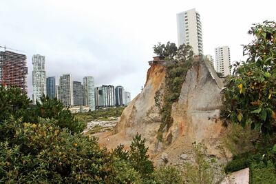 Sin estudio de mecánica de suelo, edificio en Santa Fe
