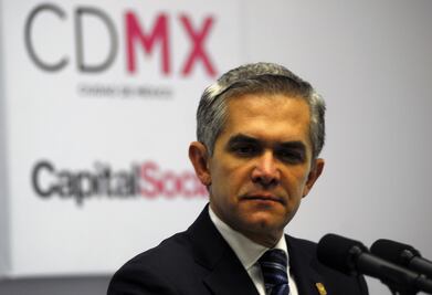 Mancera pedirá abrir accesos al Zócalo durante visita del Papa