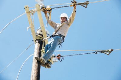 S&P también baja perspectiva de CFE y 77 instituciones financieras mexicanas