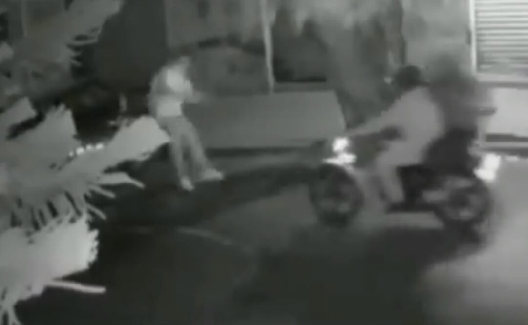 Motosicarios matan a tiros a joven en Azcapotzalco; graban ataque