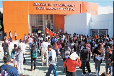 Universidades de 9 estados se suman a paro por crisis financiera