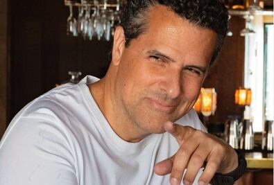 Adiós a Televisa, Marco Antonio Regil debutará en TV Azteca con programa de concursos