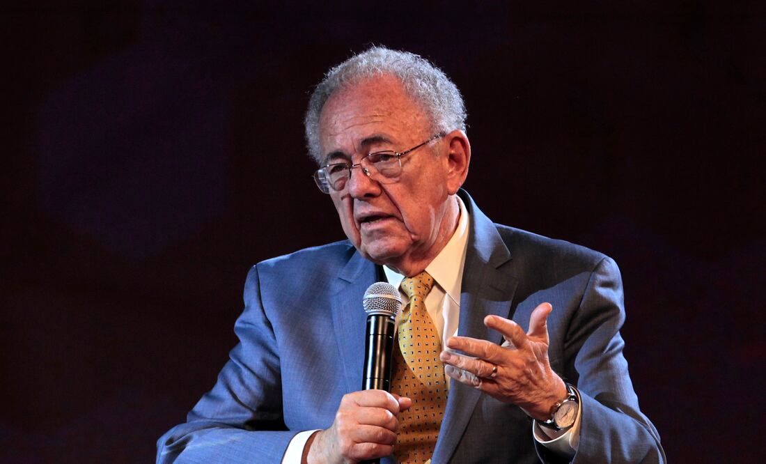 El secretario de Comunicaciones y Transporte, Javier Jiménez Espriú. Foto: EFE