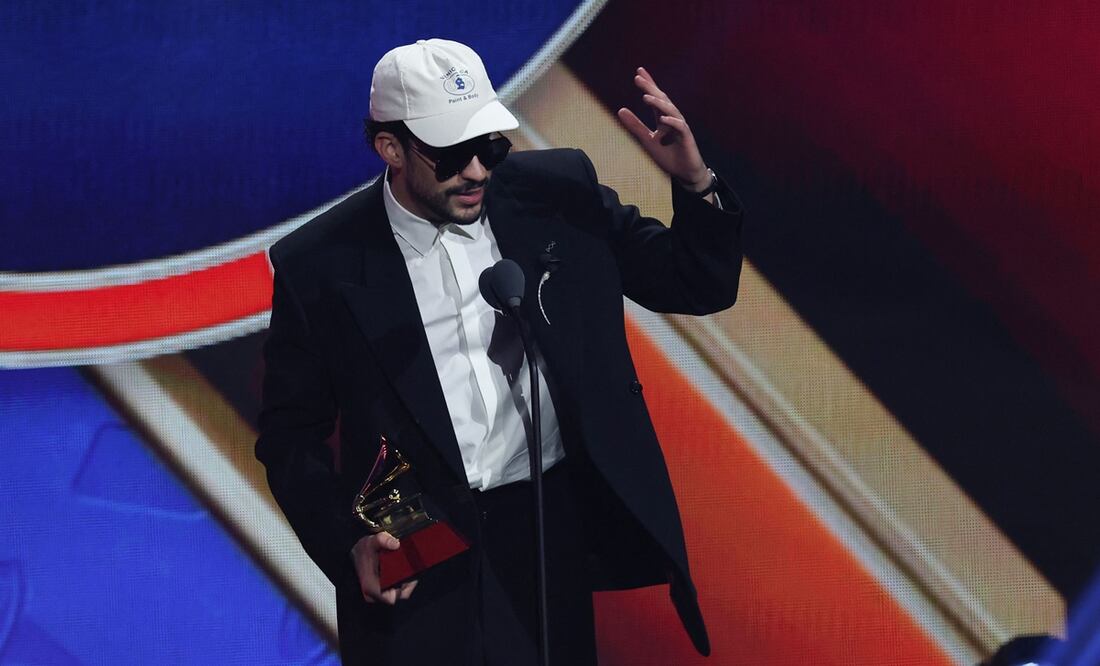 El puertorriqueño se llevó el primer premio de la noche. Foto: AFP.