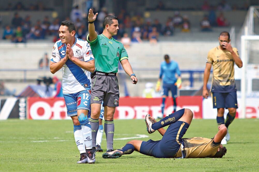 El conjunto de La Franja logró arrebatarle tres puntos al equipo auriazul en la cancha de CU (ALEJANDRA SUÁREZ. IMAGO7)