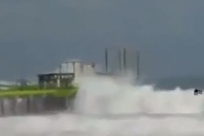 Sismo estremece a Centroamérica tras llegada del huracán "Otto"