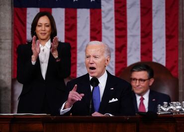 Biden ataca a Trump y se niega a "demonizar migrantes" en su discurso del estado de la Unión