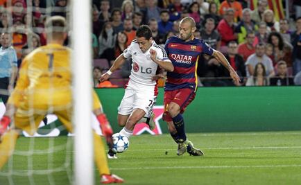 Barcelona se burla de la falla del 'Chicharito'