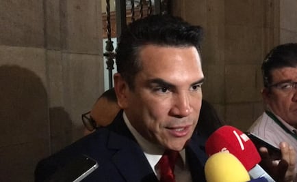 Priistas elegirán al nuevo líder del partido, no AMLO: gobernador de Campeche 