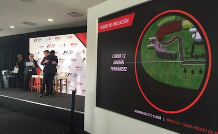 Ex piloto Adrián Fernández recibe homenaje 