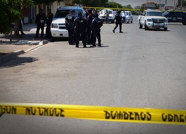 Asesinan con arma de fuego a dos hombres y lesionan a dos mujeres en la colonia Anáhuac