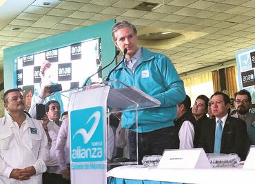 Del Mazo Maza rinde protesta como candidato del Panal