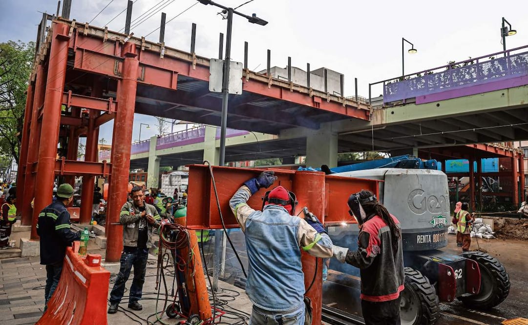 Las obras en distintas ciudades sede de la Copa Mundial de Futbol han afectado la movilidad de los ciudadanos desde hace meses. Foto: ARCHIVO EL UNIVERSAL
