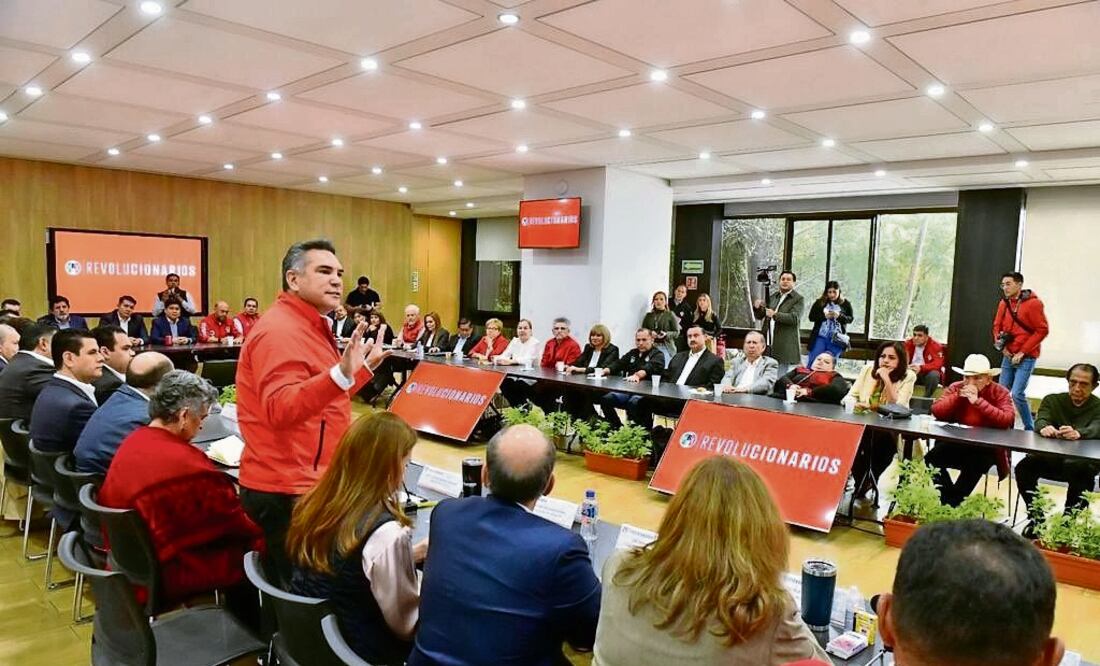 Alejandro Moreno, presidente nacional del PRI, dijo que Beatriz Paredes contará “con toda la fuerza del priismo”. Foto: Especial