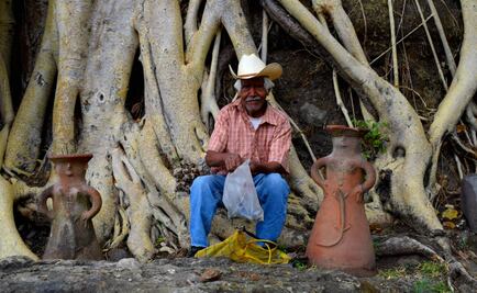 Duerme dentro de un tipi en tierra sagrada