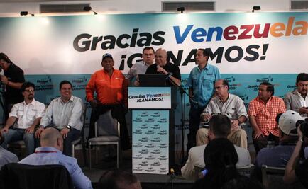 Oposición insiste en que actas dan 112 diputados