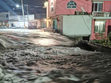 Más de mil personas fueron evacuadas durante la noche en Hidalgo ante riesgo por inundaciones