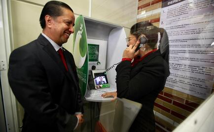 Instalan primera caseta de videollamadas en penal de Tenango