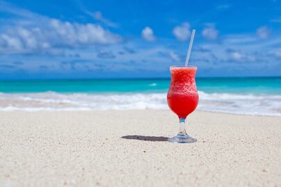 Disfruta el verano con estos refrescantes cocteles