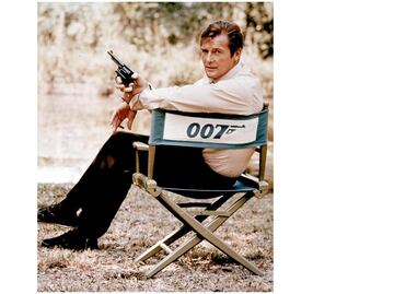 Perfil. Roger Moore, el inigualable James Bond