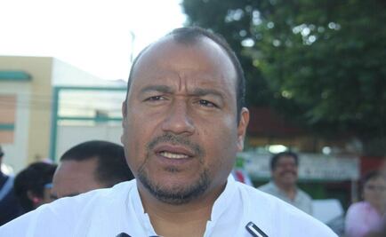 Secretario del SNTE rechaza noviazgo con alguien del gremio