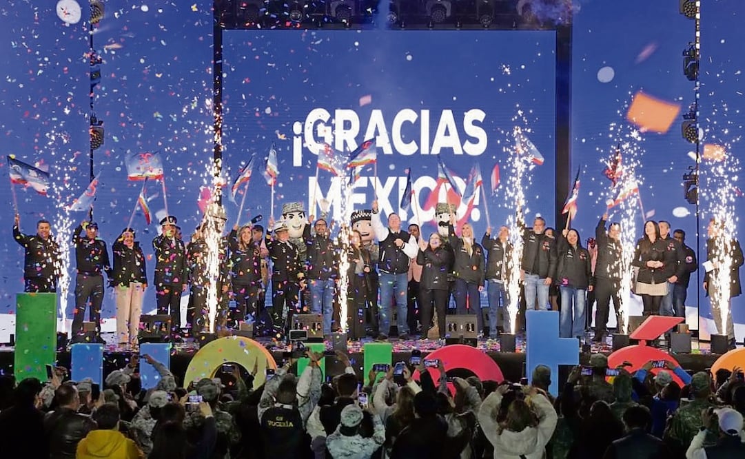 El evento destacó por su variado elenco de artistas, y por reafirmar su compromiso con millones de niños en situación vulnerable, llevando alegría y esperanza a través de juguetes. Foto: Azteca (08/01/2025)