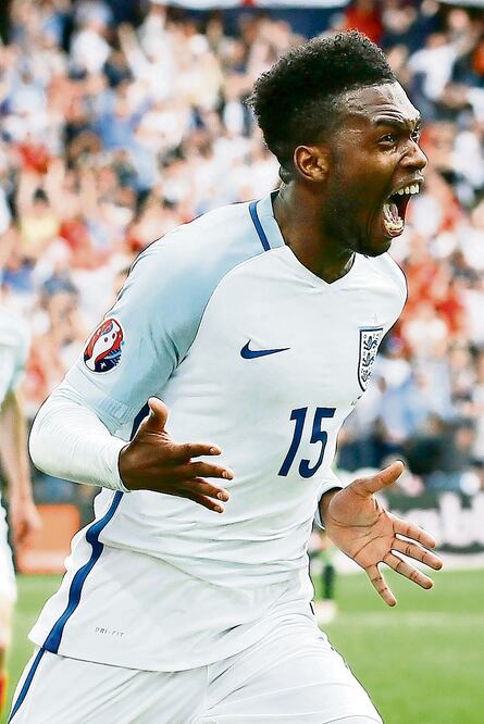 Daniel Sturridge enloqueció tras marcar el gol del triunfo inglés (KIRSTY WIGGLESWORTH. AP)