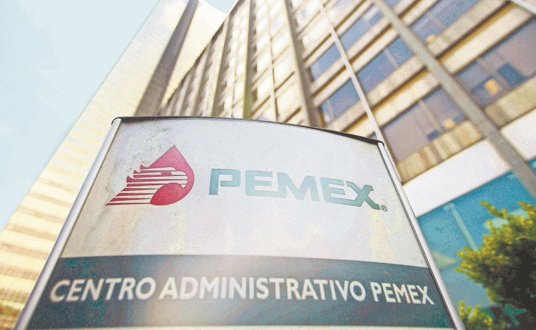 En los estados financieros al cierre del tercer trimestre, Pemex reconoce una deuda con proveedores por 124 mil 734 millones de pesos. Foto: ARCHIVO EL UNIVERSAL