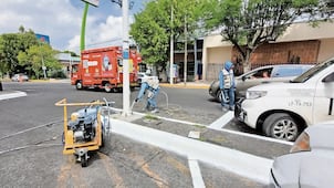 Inicia balizamiento de cajones para uso de parquímetros en Naucalpan