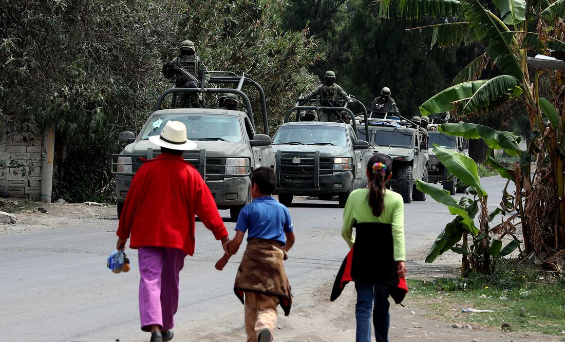 Aspectos de ejercito militar en San Bartolomé Cascomaya, Puebla. (FOTO: Ariel Ojeda. EL UNIVERSAL)