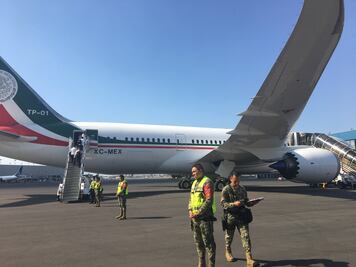 Viaja Peña Nieto a Cuba para funeral de Fidel Castro