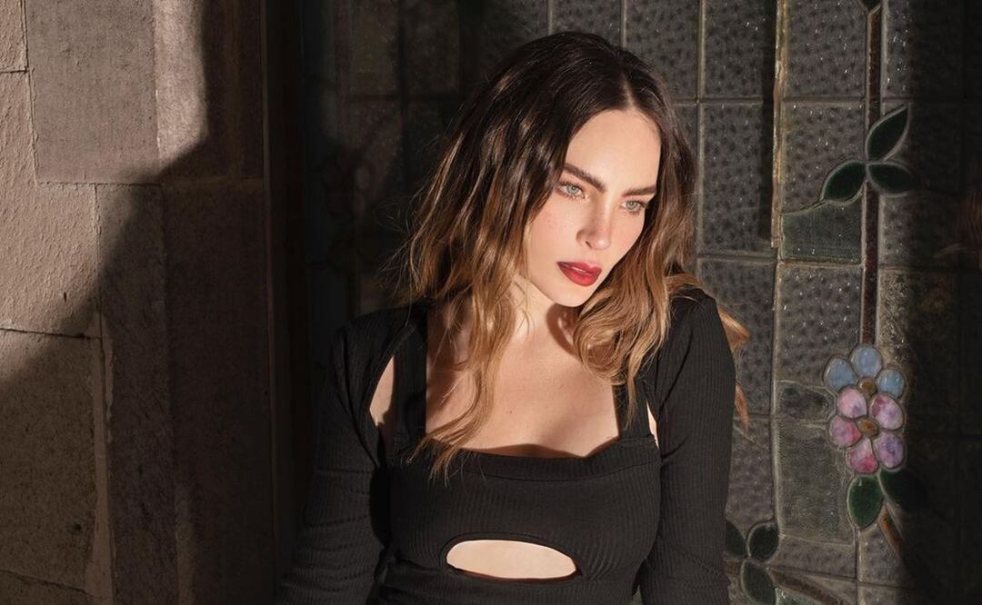 Belinda confirma que el pelo efecto mojado es tendencia. Foto: Instagram @belinda.pop