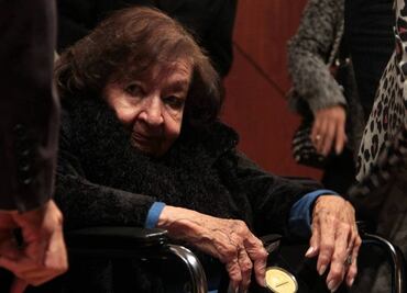 Jóvenes autores celebran la obra de Amparo Dávila