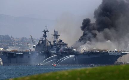 Incendio en buque de la Armada de EU en San Diego deja 18 heridos