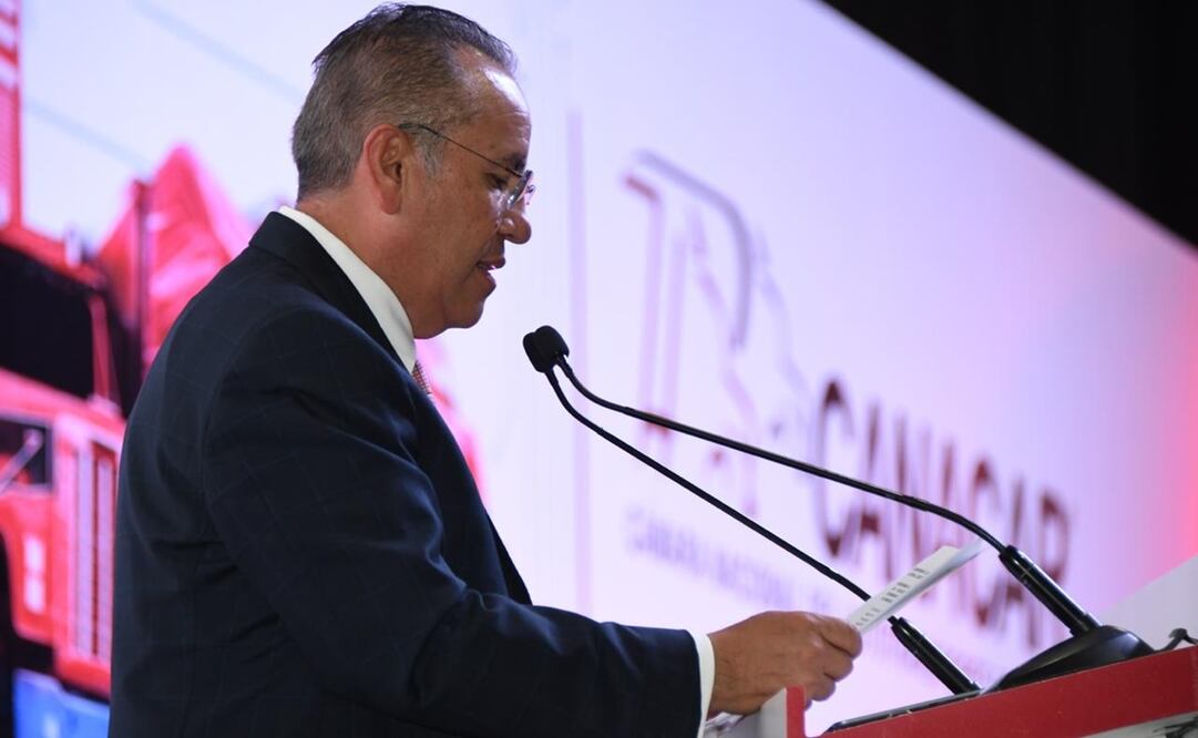 Miguel Ángel Martínez Millán fue reelegido para el período marzo 2024-marzo 2025, lo que será su segundo periodo al frente de este sector. Foto: X @canacarmexico