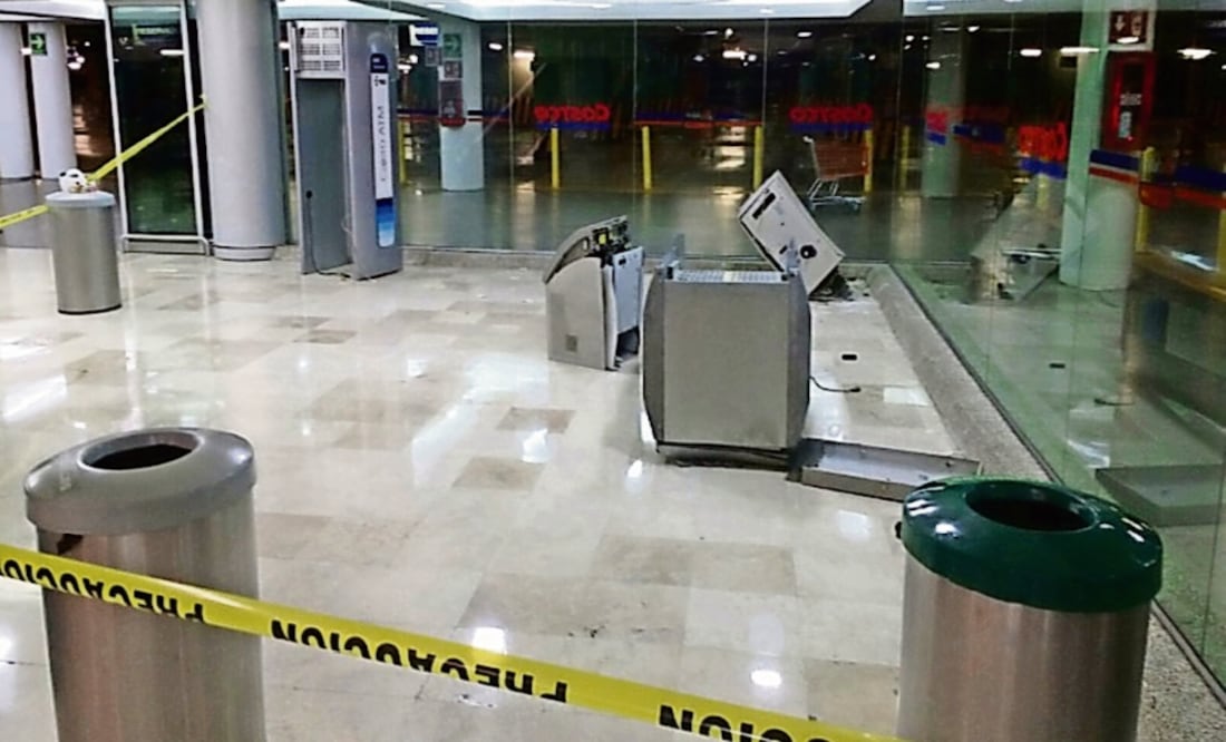 Comando atraca cajeros de plaza comercial en Polanco | El Universal