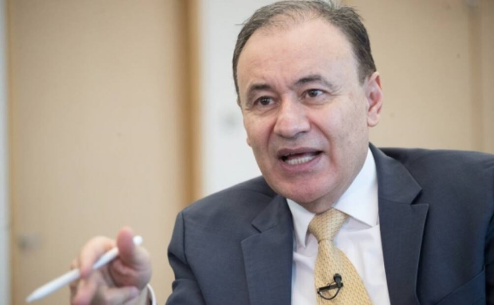 ¿Usted va a votar por los buenos o por los malos?