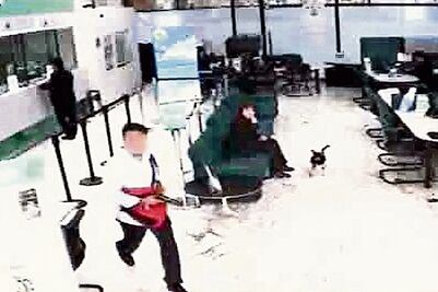 Identifica SSPDF a banda que asaltaba negocios con mazos