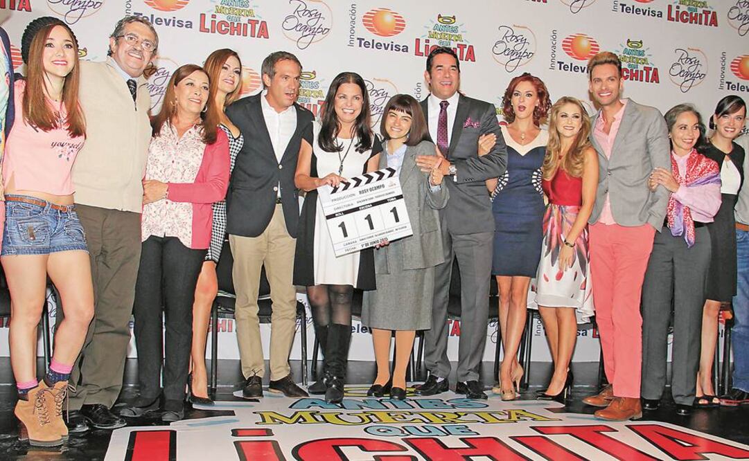 Ayer se realizó el claquetazo de Antes muerta que Lichita en uno de los foros de Televisa.
